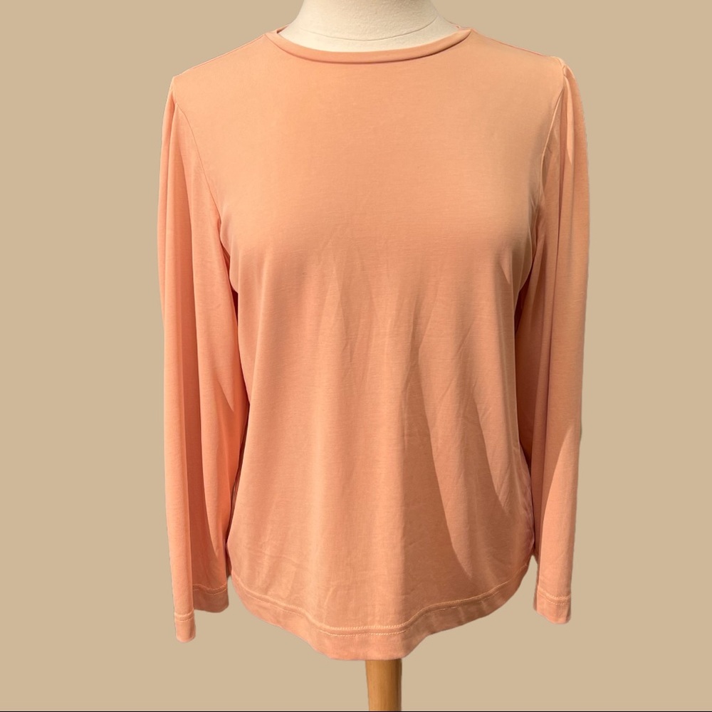 Soaked NWT Full Sleeve Top Size Medium
